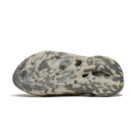 Adidas Yeezy Foam RNNR MXT Moon Gray
